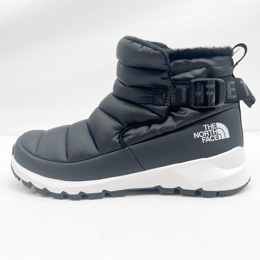 THE NORTH FACE Women's Thermoball Waterproof Pull-On Booties - Picture 5 of 14